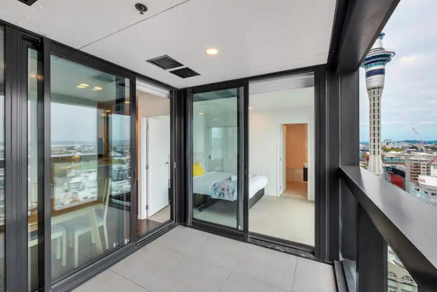 Gorgeous Seaview 2 Bedroom Apartment In Auckland Cbd Kültér fotó