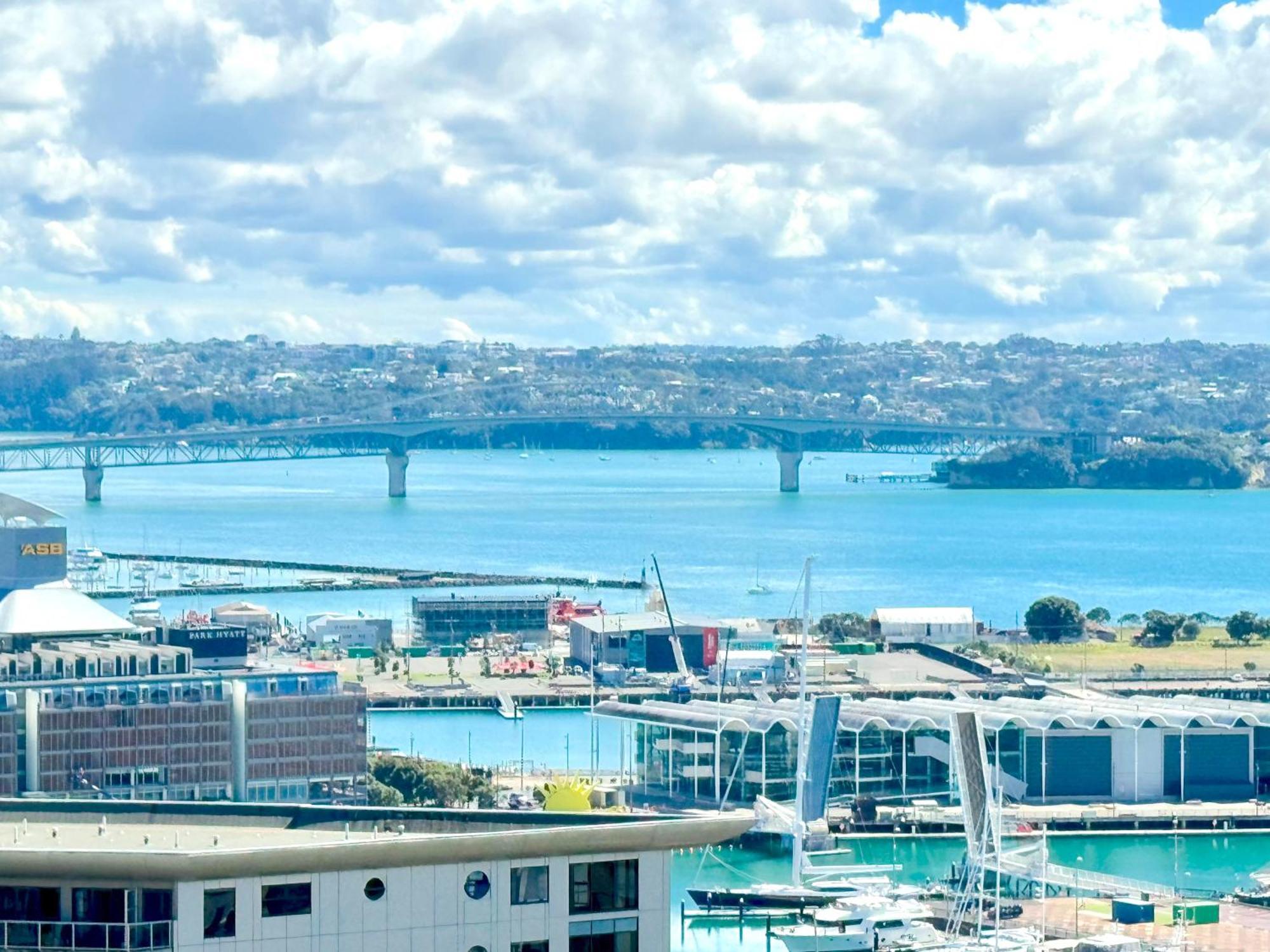 Gorgeous Seaview 2 Bedroom Apartment In Auckland Cbd Kültér fotó